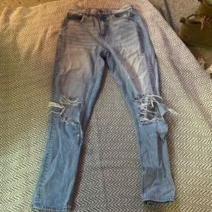 AE mom ripped jeans